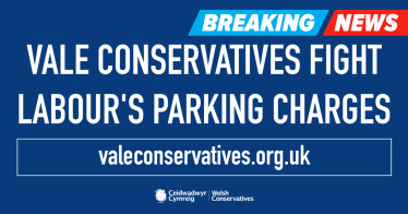 Conservatives fight parking charges 